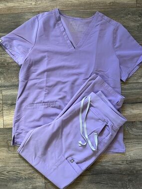 Figs Lavender Casma Scrub Top and yola  high waist straight Pants